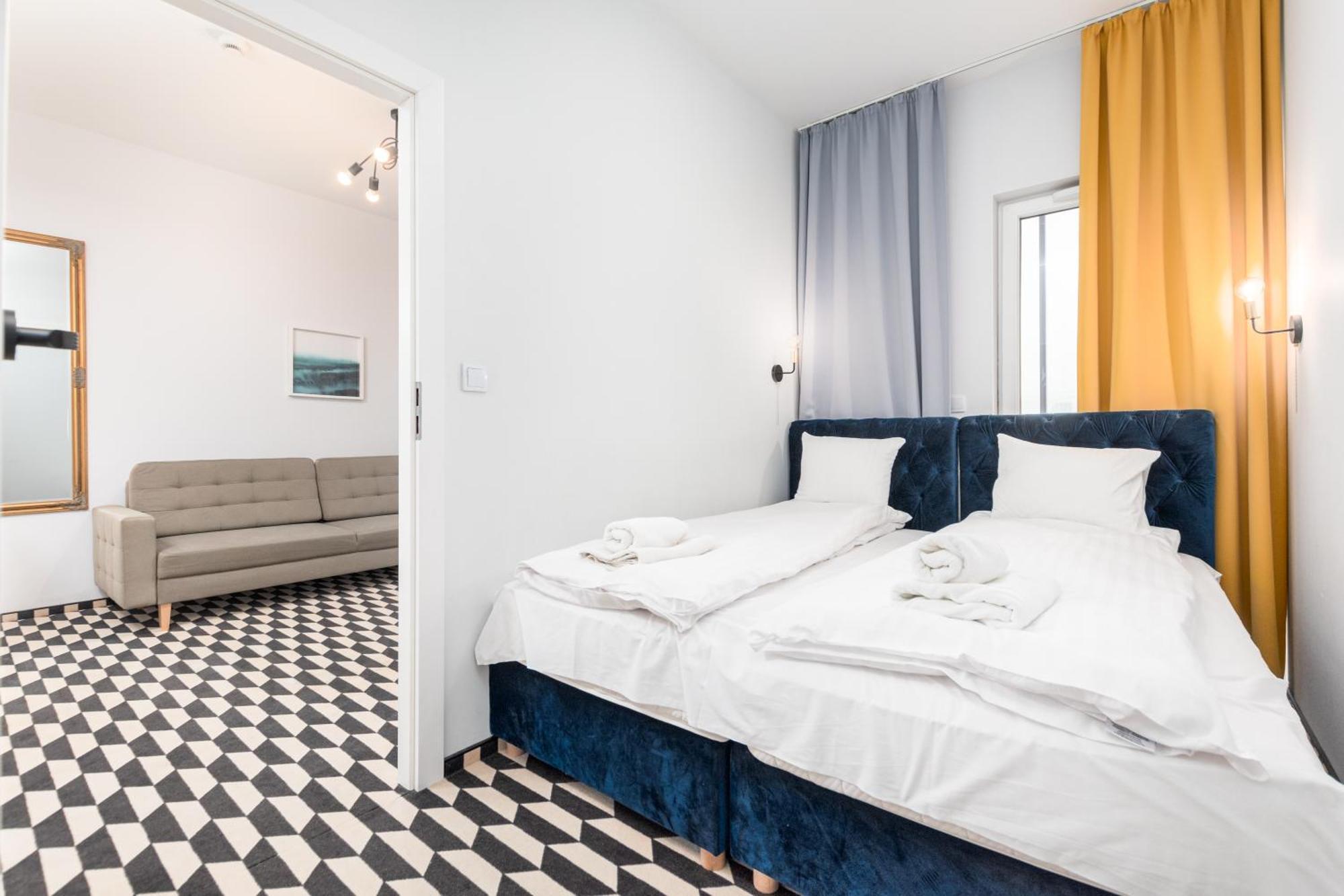 Prymasa Tysiaclecia 83A C - D By Homeprime Warsaw Exterior photo